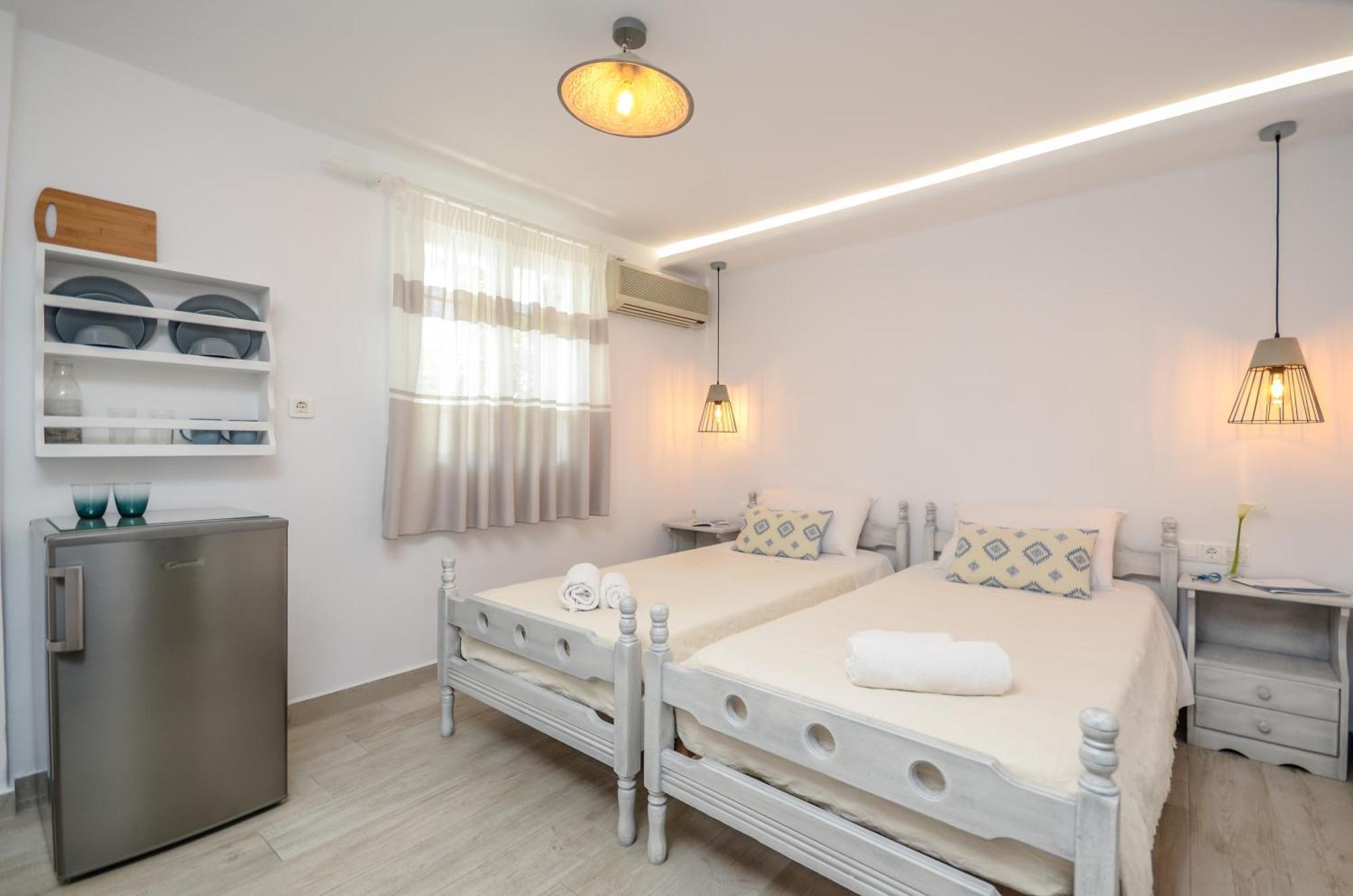 Sofi Pension Naxos City Exterior foto