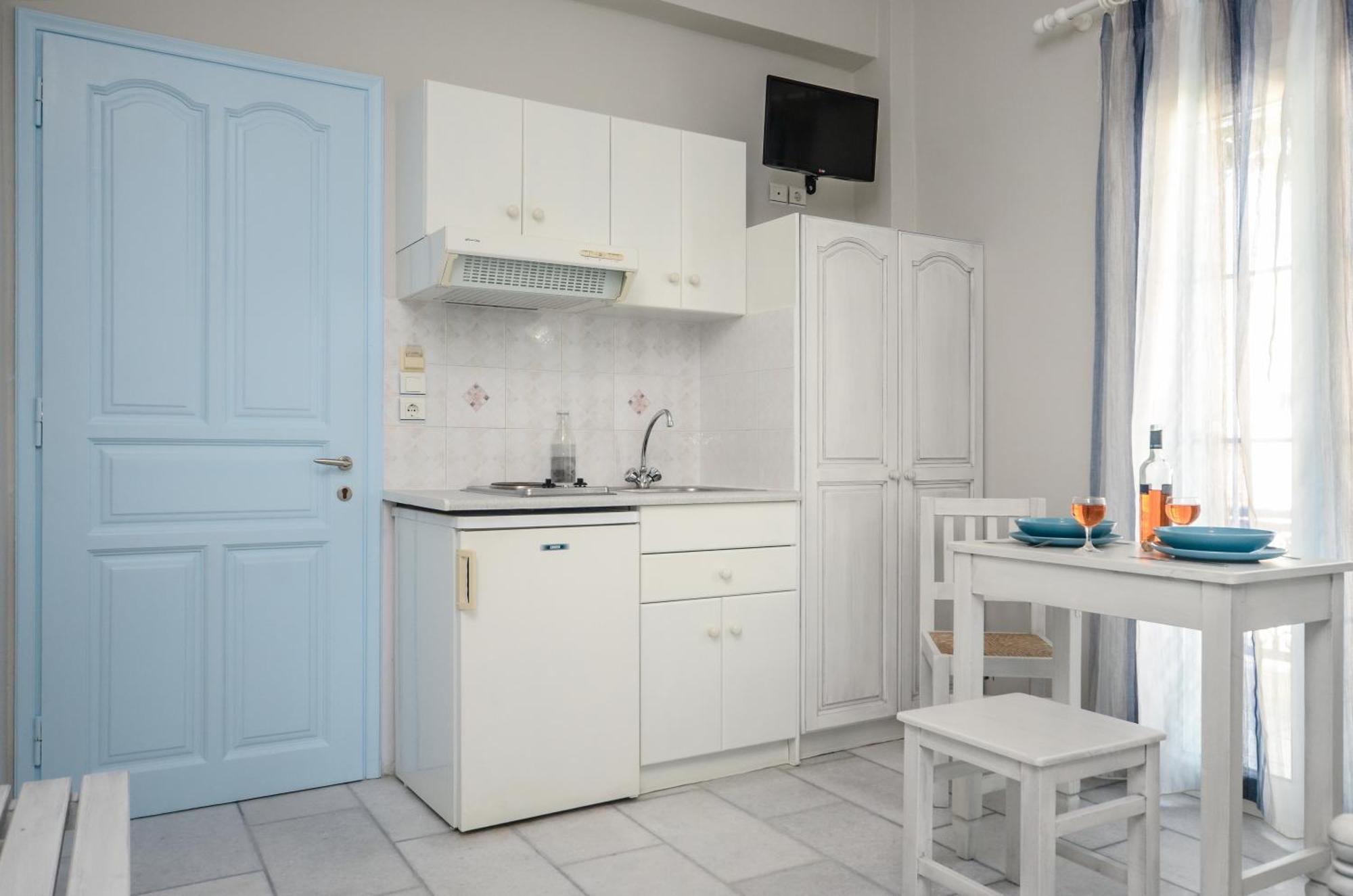 Sofi Pension Naxos City Exterior foto